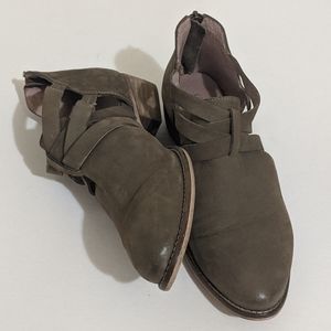 Seychelles Woven Cut Out Booties 7